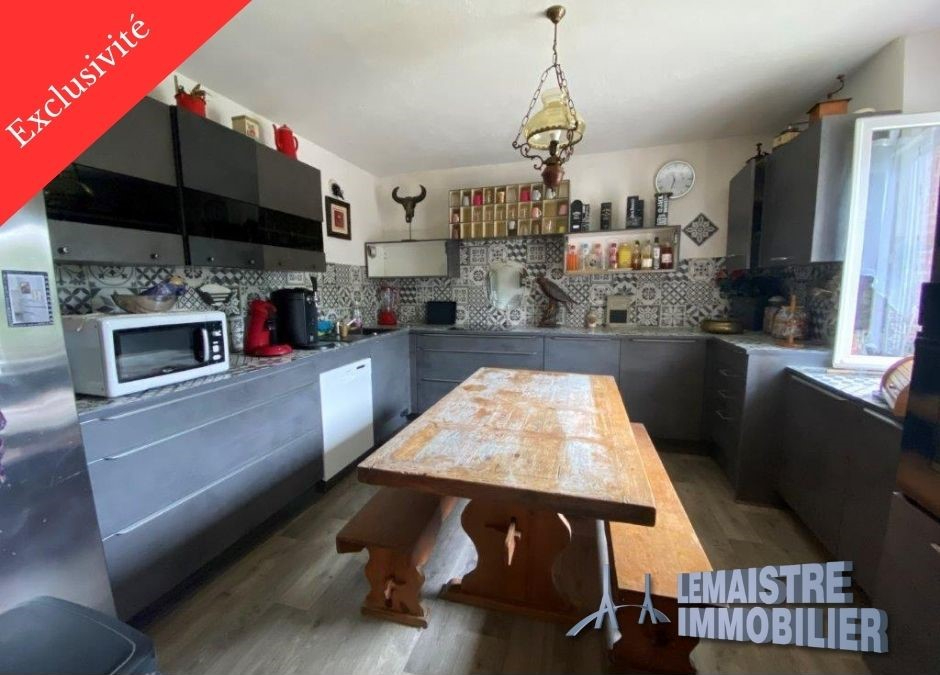 Maison-Villa - SAINT MACLOU LA BRIERE
