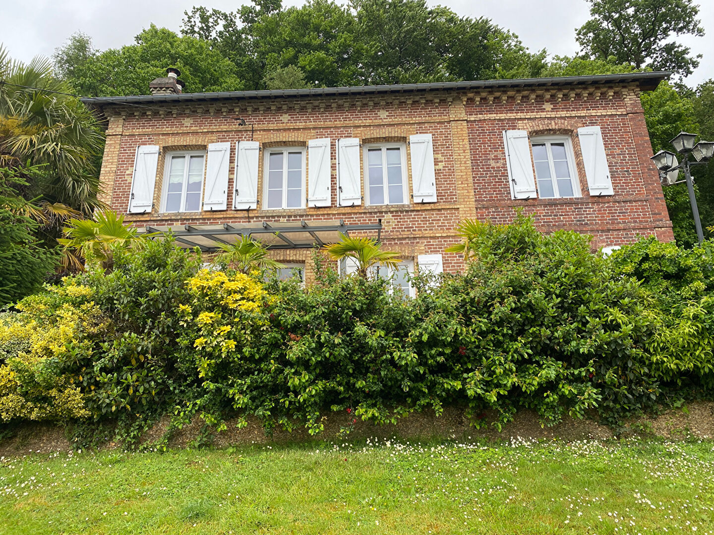 Maison-Villa - GRUCHET LE VALASSE