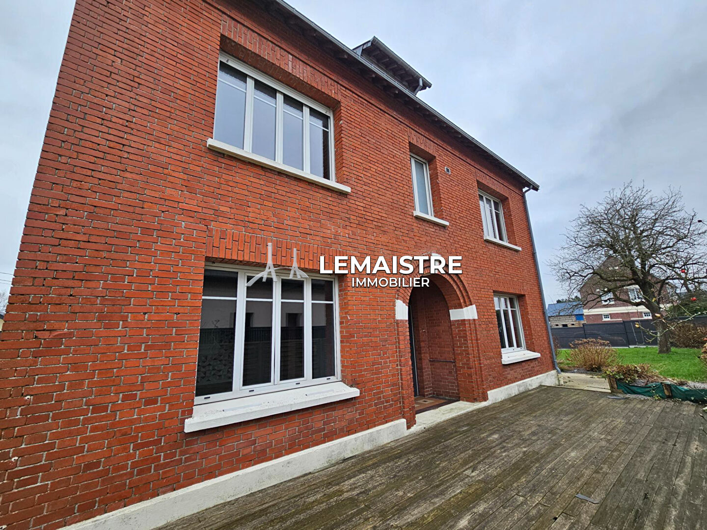 Maison-Villa - FONTAINE LA MALLET