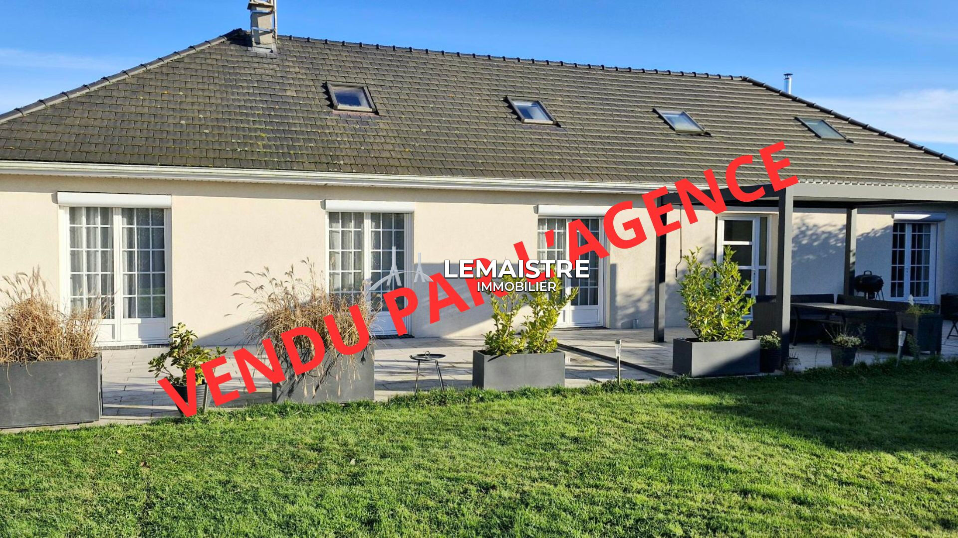 Maison-Villa - LA FRENAYE