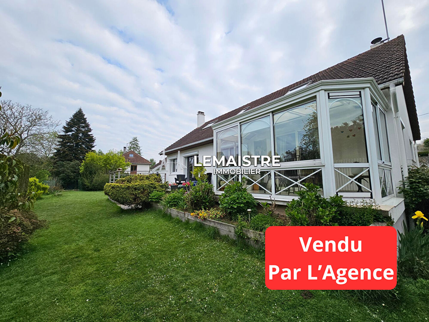 Maison-Villa - FONTAINE LA MALLET