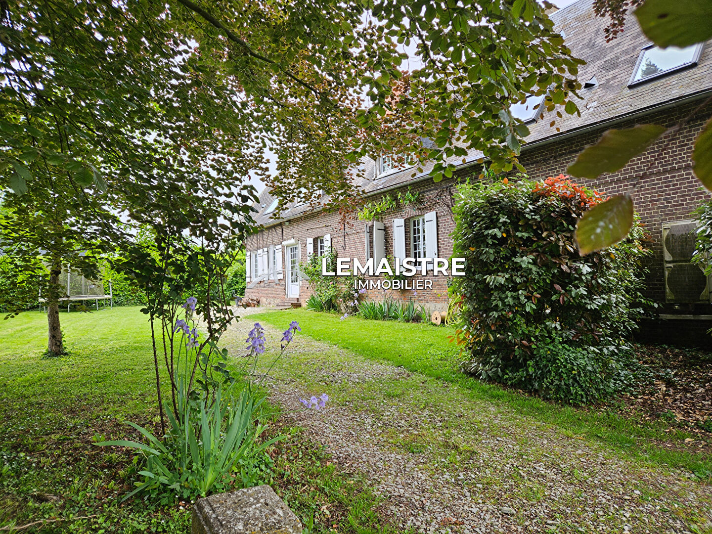 Maison-Villa - SERVAVILLE SALMONVILLE