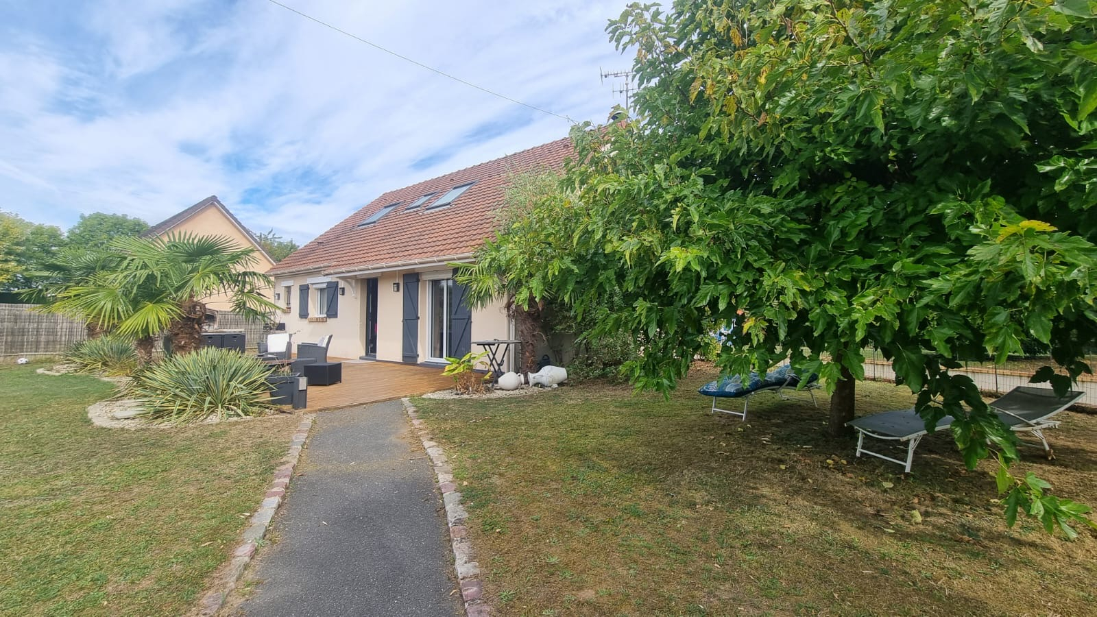 Maison-Villa - SAHURS