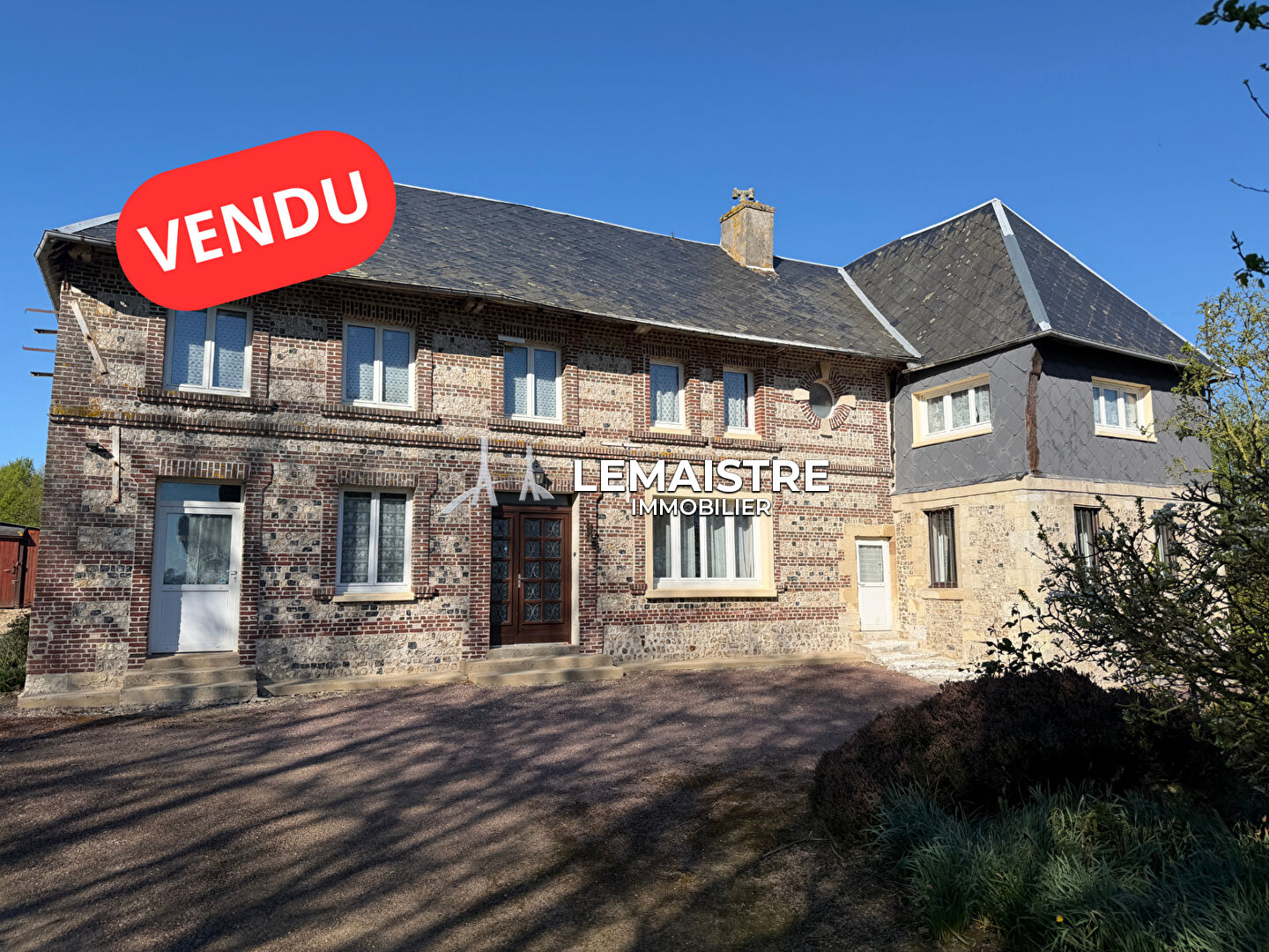 Maison-Villa - ANGLESQUEVILLE L ESNEVAL