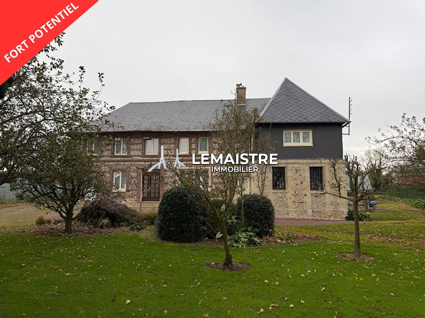 Maison-Villa - GONNEVILLE LA MALLET