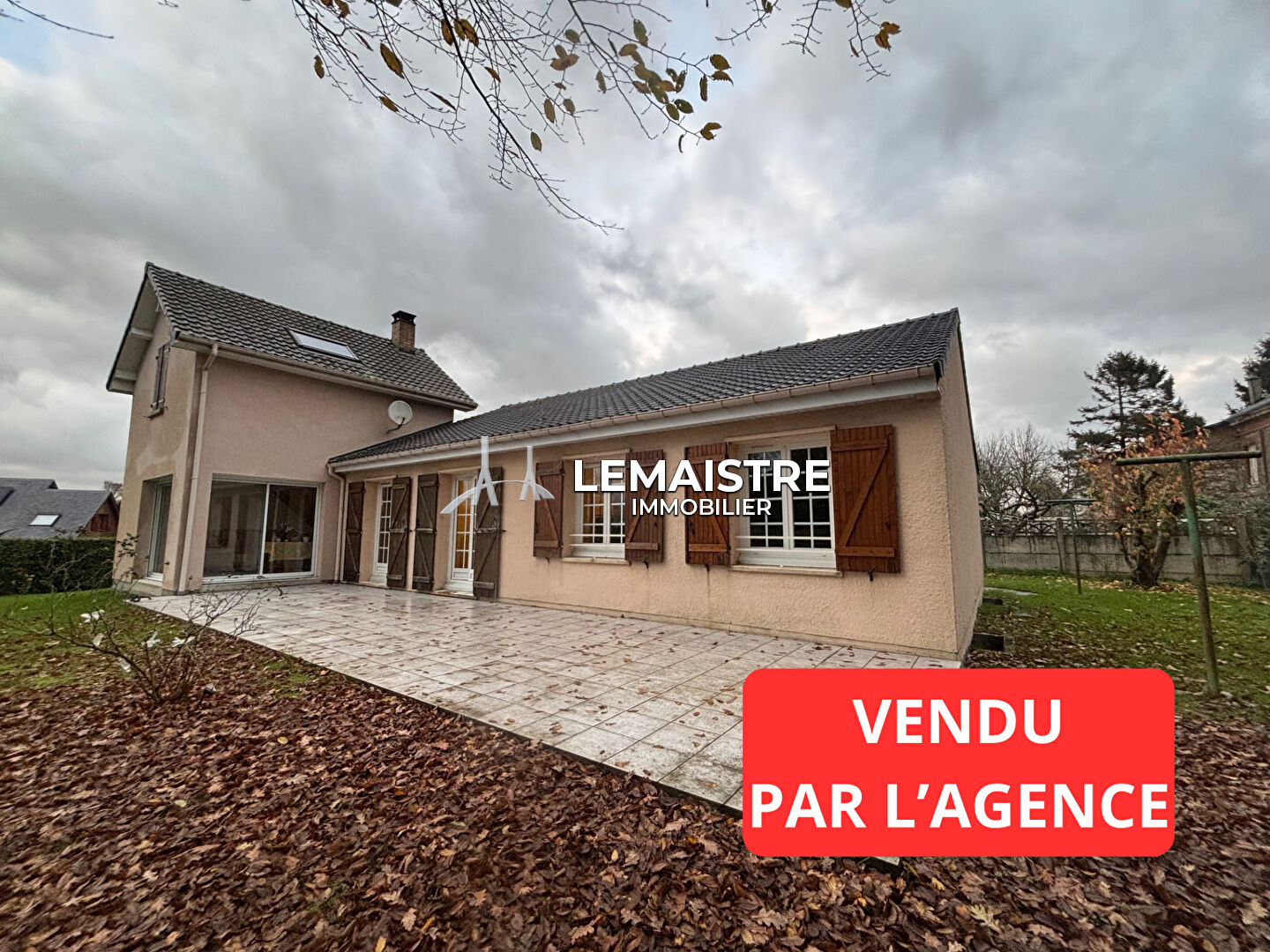 Maison-Villa - SAINNEVILLE