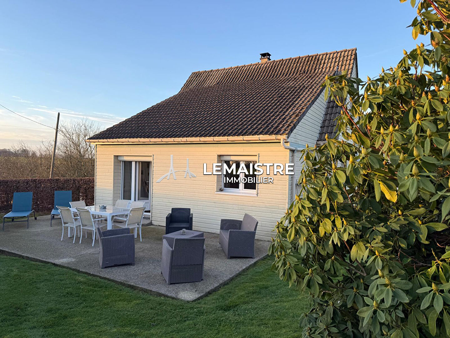 Maison-Villa - ALLOUVILLE BELLEFOSSE