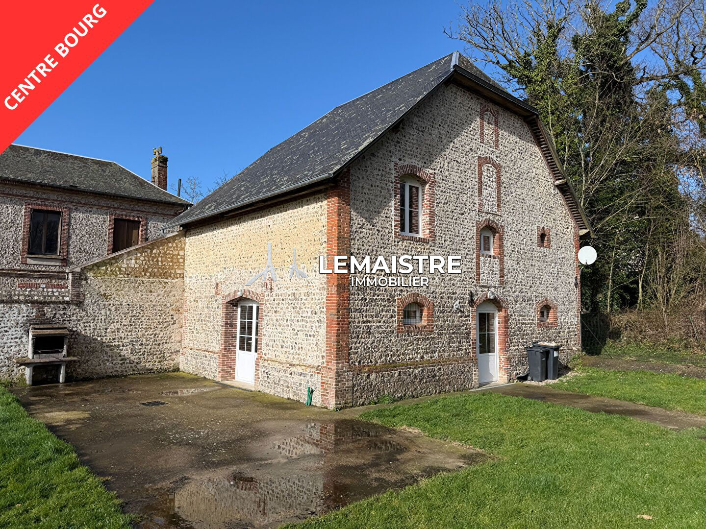 Maison-Villa - LES LOGES