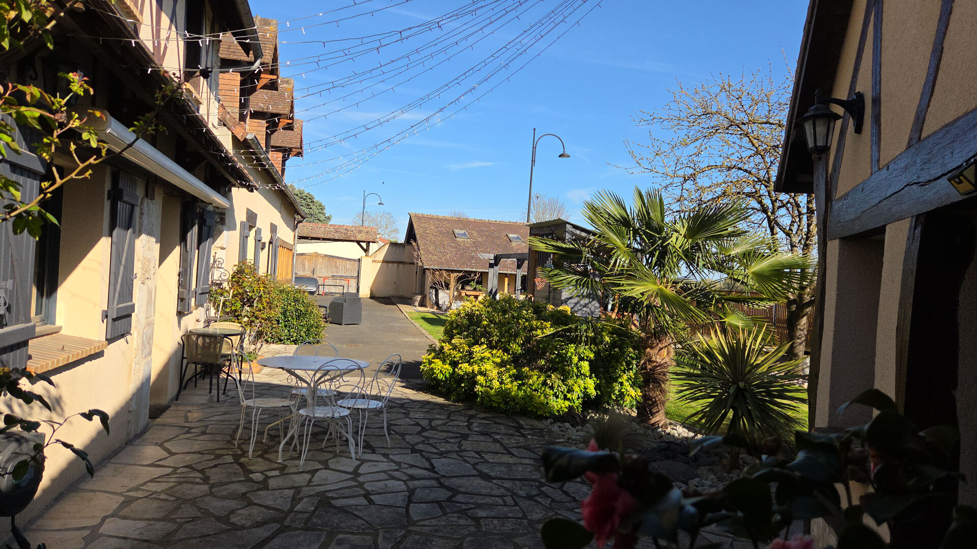 Maison-Villa - FRENEUSE