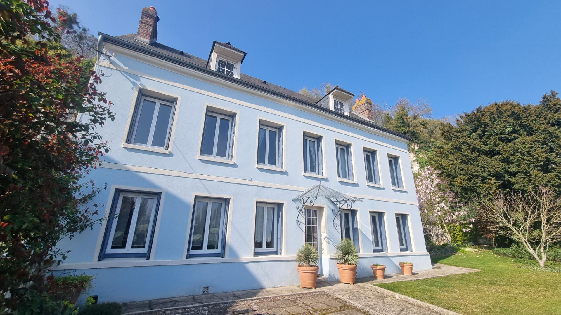 Maison-Villa - DUCLAIR