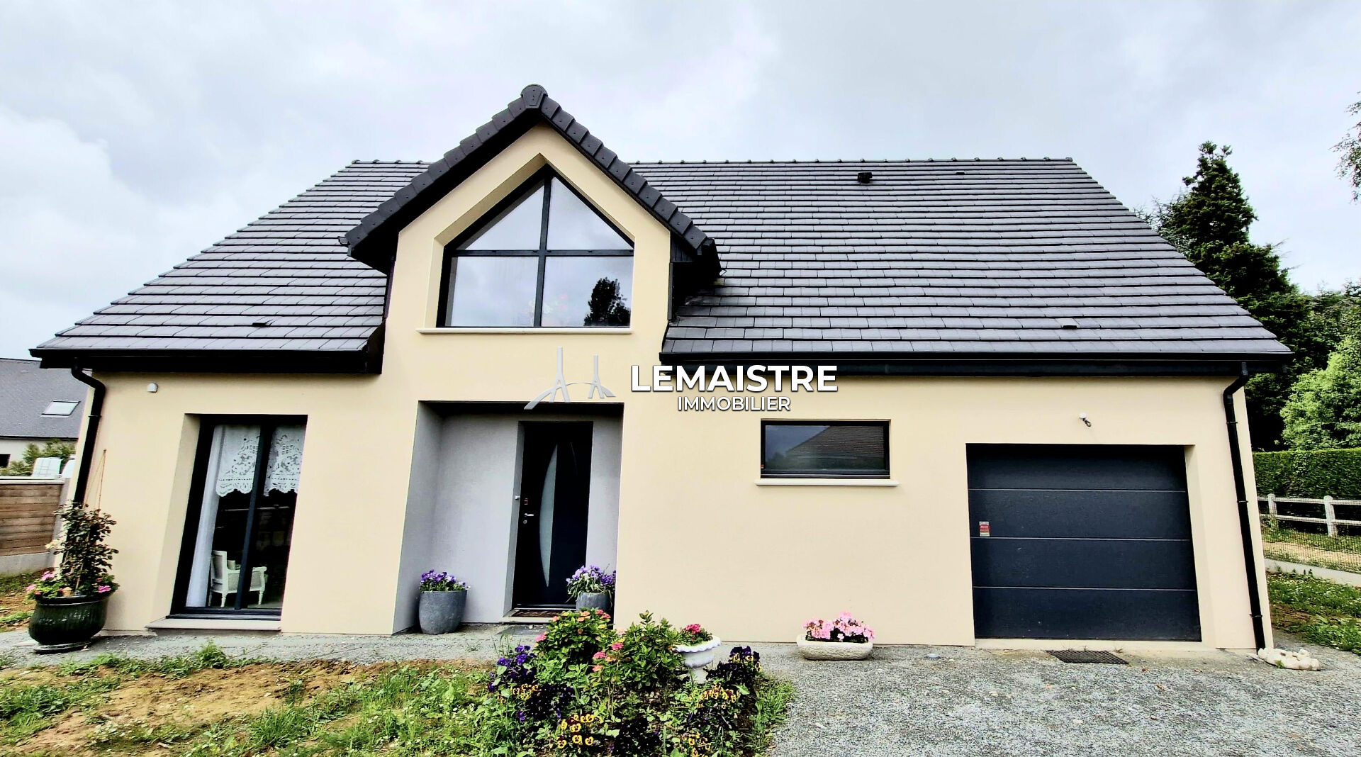 Maison-Villa - YERVILLE