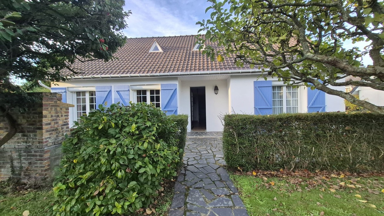 Maison-Villa - MONTIVILLIERS - LES LOMBARDS