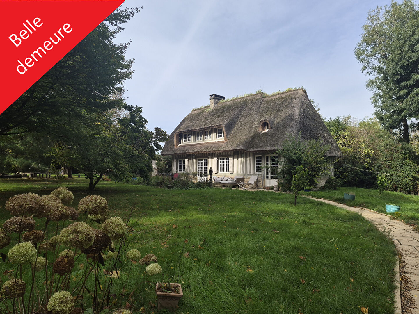 Maison-Villa - LA RIVIERE SAINT SAUVEUR